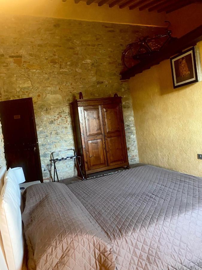 Room In Bb - Agriturismo Sottotono, Nature And Relax Carmignano Esterno foto